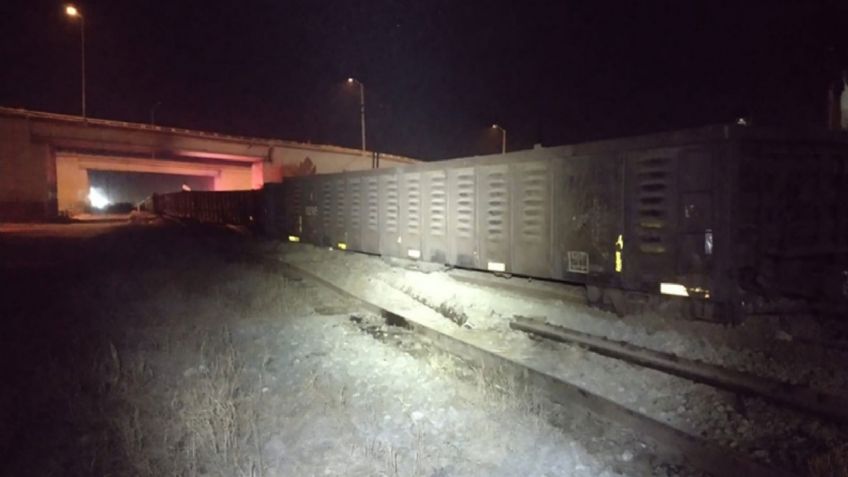 Navojoa: Tren que cargaba grafito se descarrila; las vías estaban desconectadas