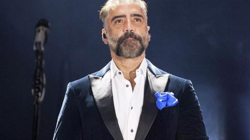 Tras perder a Vicente Fernández, el 'Potrillo' manda doloroso mensaje: "Está celebrando con mi jefe"