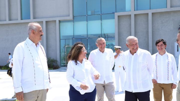 En pleno Día del Trabajo, AMLO promete a empleados en Dos Bocas no desampararlos