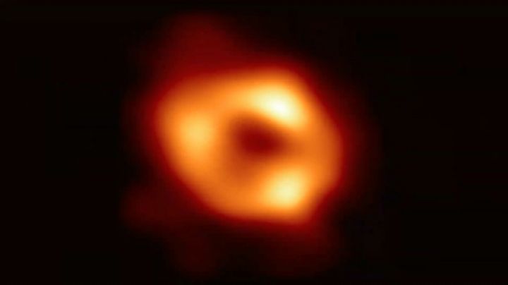 ¡Increíble! Esta es la primera IMAGEN del agujero negro en el centro de la Vía Láctea