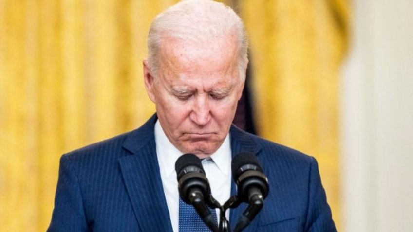 VIDEO: Joe Biden se hace viral por casi caerse mientras abordaba el Air Force One