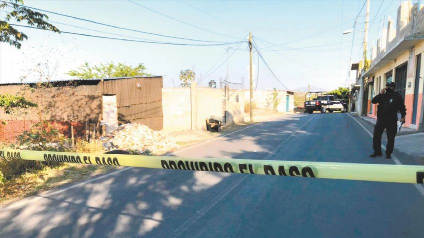 FUERTES IMÁGENES: Hallan embolsado en una casa abandonada; el aroma alertó a los vecinos