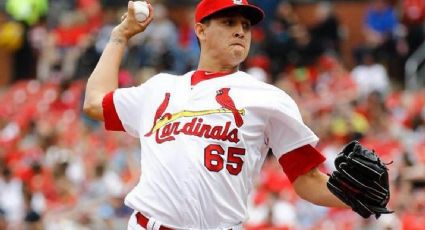 Falla Giovanny Gallegos y los Cardenales se quedan en el terreno al caer ante los Mets