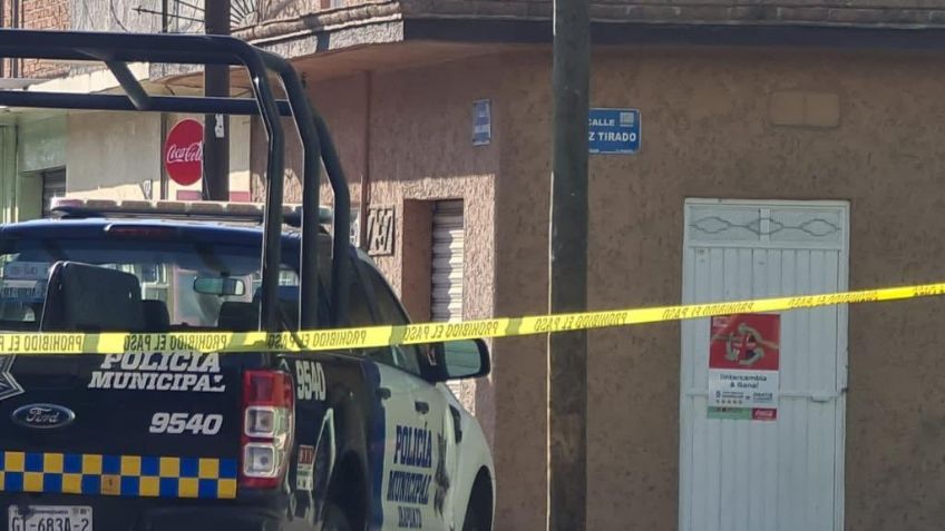 Tras atacar a machetazos a policías, hombre es abatido en calles de Michoacán