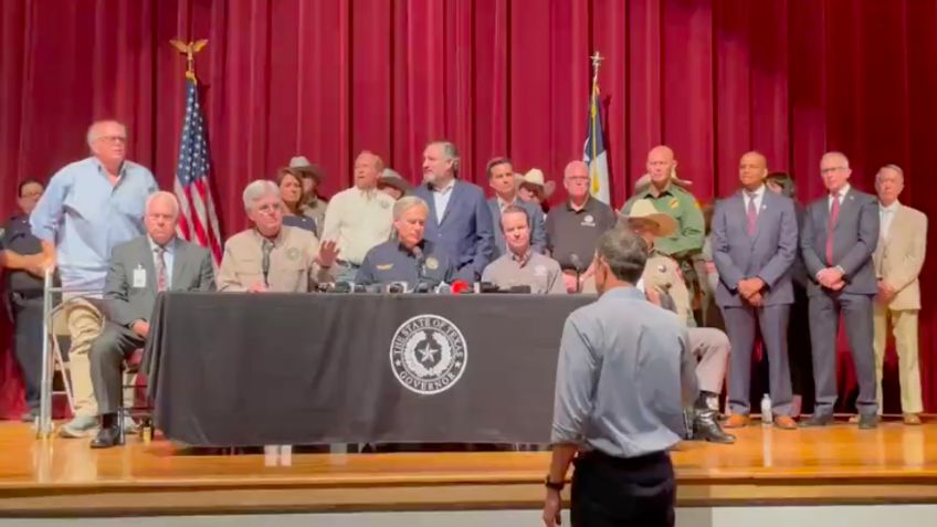 Candidato a gobernador de Texas encara a Greg Abbott por masacre en primaria: "Cállate"