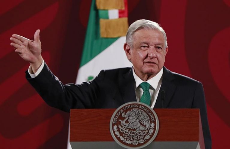 En la imagen, el presidente AMLO en conferencia de prensa. Créditos: Internet