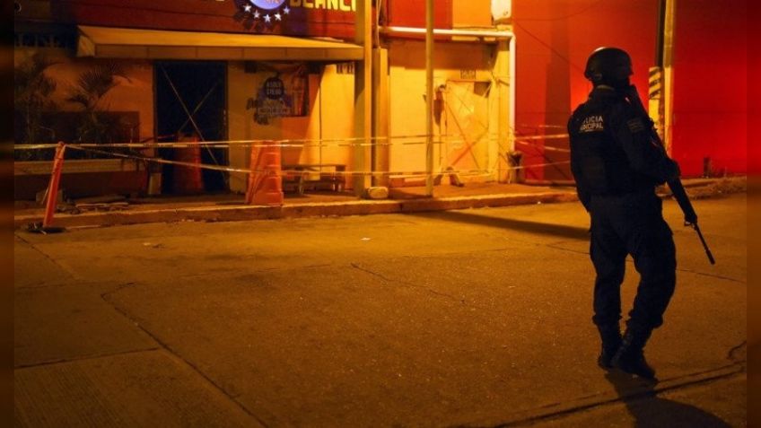 Más de 10 sujetos armados acribillan centro botanero en Michoacán; reportan 5 víctimas