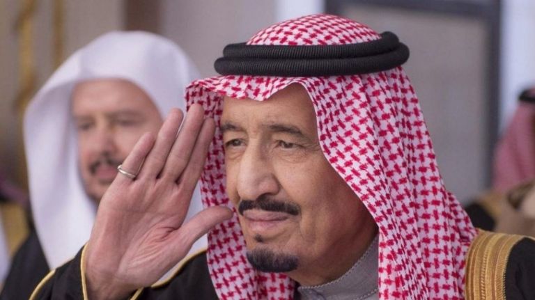 En la imagen, el rey Salmán bin Abdulaziz de Arabia Saudita