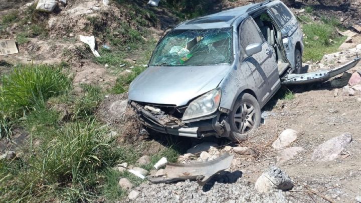 Accidente en la carretera Ímuris-Nogales deja a los nueve pasajeros lesionados