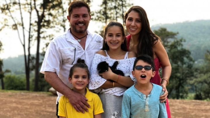 (FOTO) Ernesto Laguardia presume con orgullo nuevo logro de sus hijos: "Felicidades Emi y Pau"