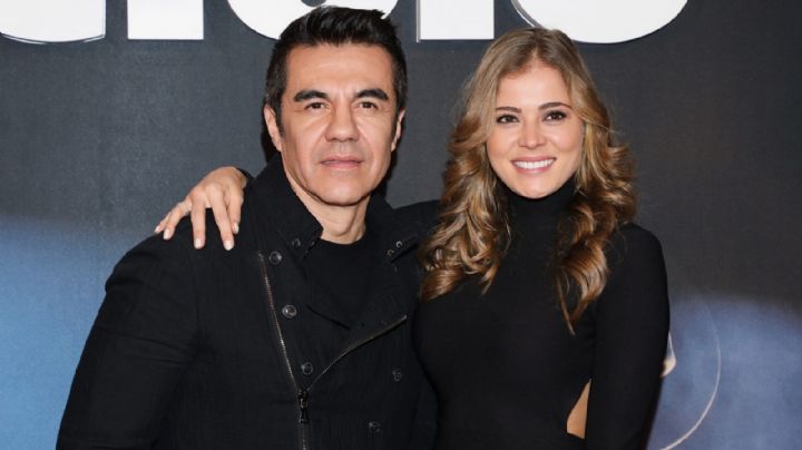Tras un año de matrimonio, Adrián Uribe paraliza a la farándula con noticia de su esposa