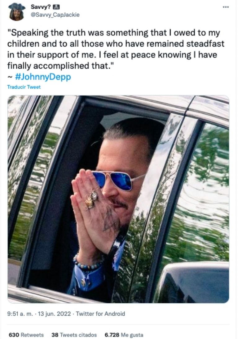 Tuit sobre Johnny Depp 