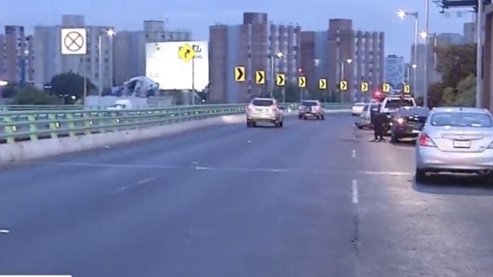 A tempranas horas, fuerte accidente vehicular moviliza a las autoridades: Auto queda volcado