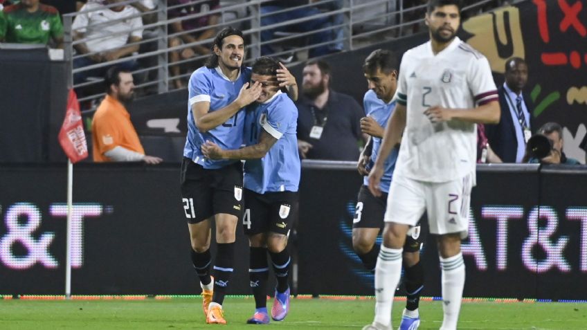 Uruguay da cátedra de buen futbol, exhibe a México y lo golea en amistoso