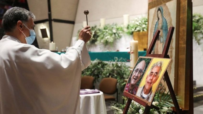 "Mínimo déjame los cuerpos": Párroco testigo del asesinato de curas jesuitas da detalles del agresor