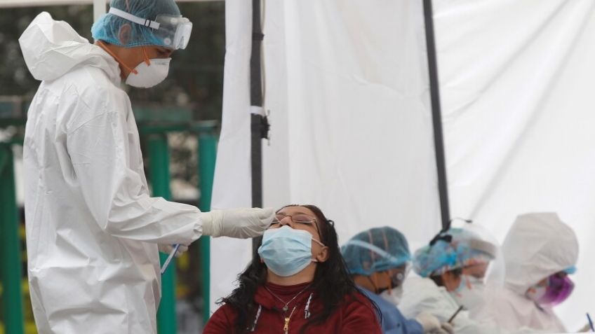 "Covid-19 se va a quedar para siempre", declara López-Gatell ante alza de contagios en México