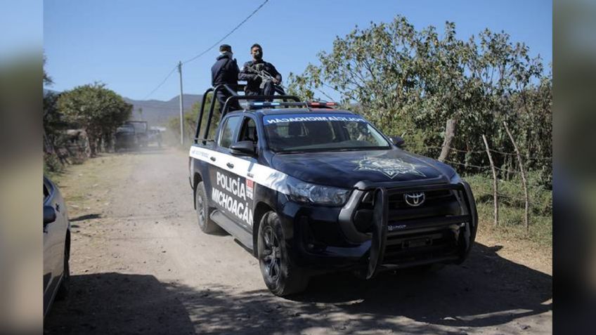 Localizan el cuerpo violentado de una mujer en un predio baldío de Michoacán