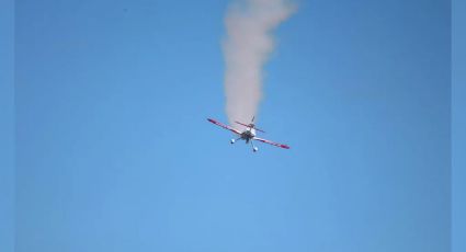 Avioneta que iba de Querétaro a Morelia se desploma en campo de siembras; hay dos muertos