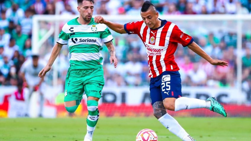 Las Chivas perdonan a Santos y no pasan del empate en la Comarca Lagunera