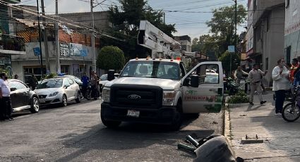 VIDEO: Atropellan en CDMX a mujer de 82 años de edad; piden que reciba atención médica