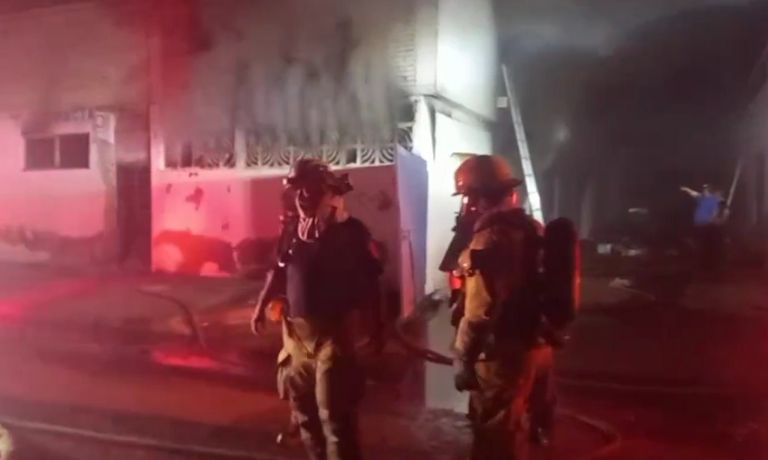 Bomberos de Cajeme atendieron un incendio en Ciudad Obregón. Foto: Facebook