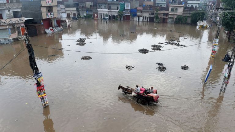 Inundaciones en Pakistán dejan a 284 personas heridas