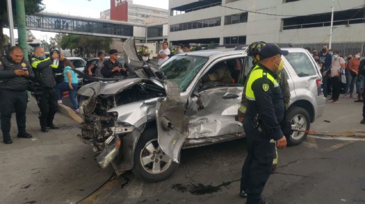 Choques en Tlalpan movilizan a las autoridades; hay un muerto y una patrulla involucrada