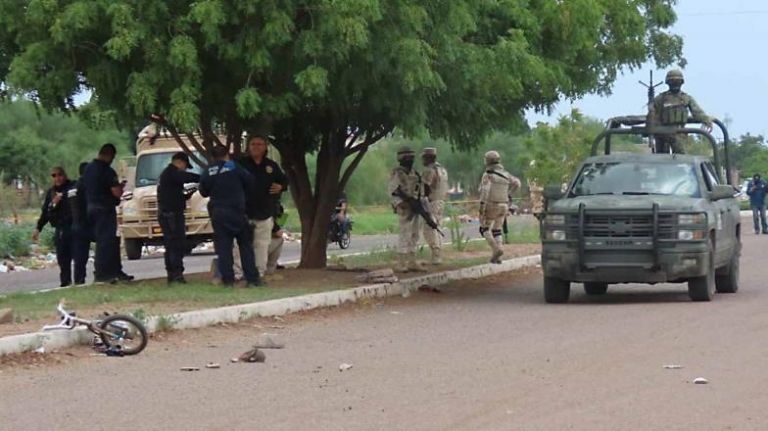 Autoridades se movilizaron por una agresión armada en la colonia Villas del Trigo, en Ciudad Obregón. Foto: Facebook