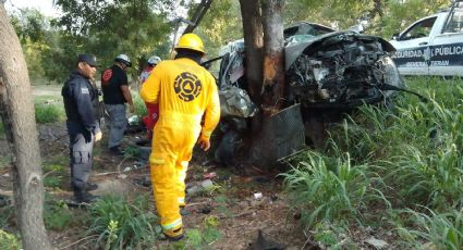 Accidente vehicular: A tempranas horas, muere conductor tras impactarse contra un árbol