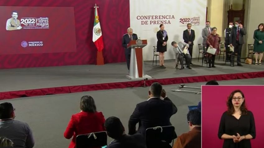 'Mañanera' de AMLO: Presidente celebra 25 años del SAT; "no han aumentado impuestos", dice