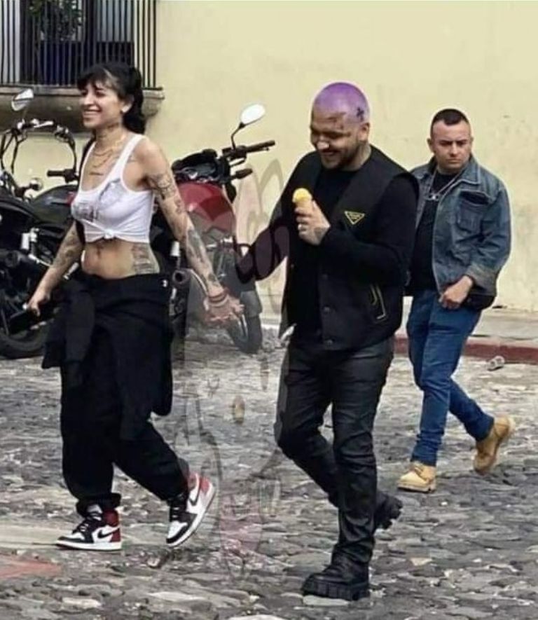 Christian Nodal y Cazzu 