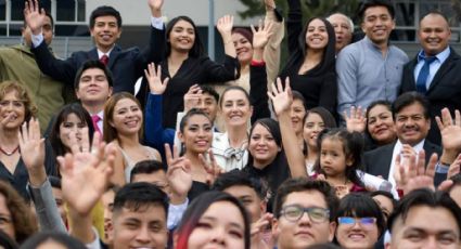 Se gradúa la primera generación de alumnos del Instituto Rosario Castellanos en CDMX