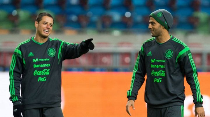 "Si yo fuera DT del 'Tri' llamaría a Chicharito y Vela", afirma este seleccionado mexicano
