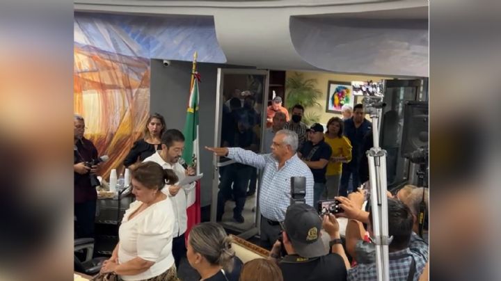 Tras dejar al PRI, Jorge Márquez toma protesta como nuevo secretario del Ayuntamiento de Navojoa