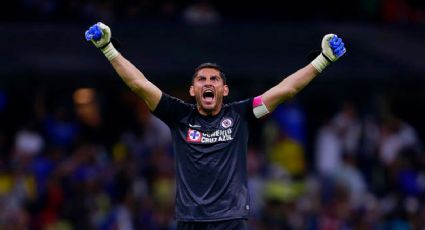 Fuerte regaño: 'Chuy' Corona habría reprendido fuerte a sus compañeros de Cruz Azul tras goleada