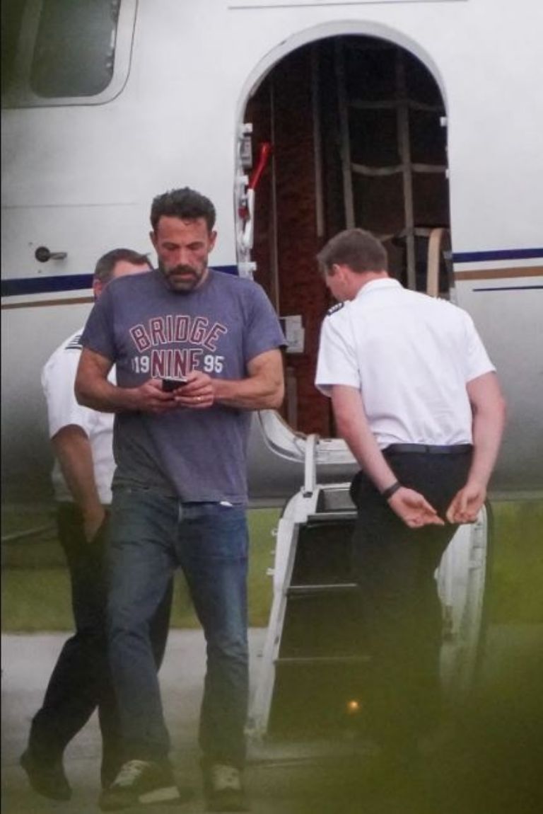 Fotografía de Ben Affleck en el aeropuerto de Georgia