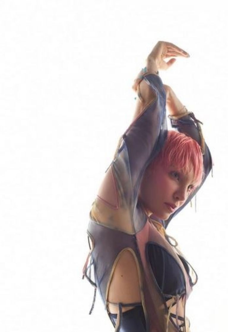 Belinda con corte pixi