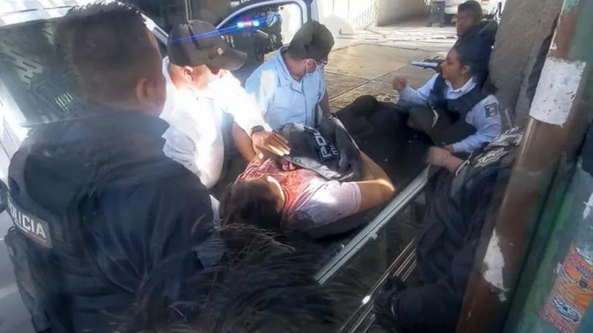 Una mujer da a luz en una patrulla de Nezahualcóyotl; el hospital no le dio la atención