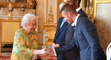 Tras hacer cola por horas, David Beckham le da el último adiós a la Reina Isabel II