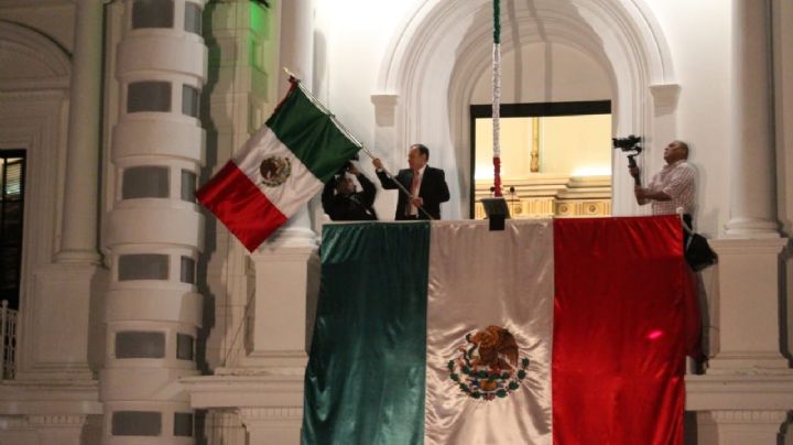 "Viva Sonora, Tierra de Oportunidades": Así fue el Grito de Independencia de Alfonso Durazo