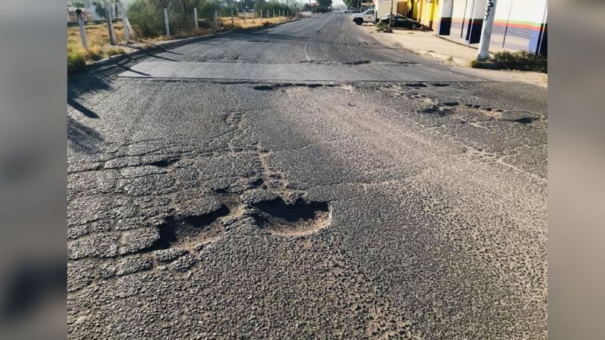 Piden rehabilitar la calle Ferrocarril en Navojoa; es de la más afectadas del municipio
