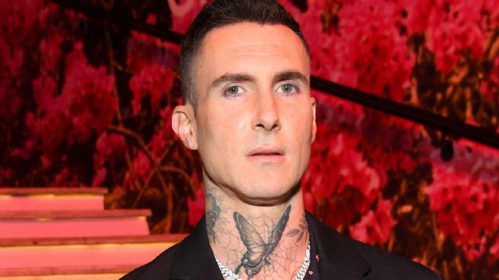 Adam Levine participará en concierto benéfico mientras lidia con su presunta infidelidad a su esposa
