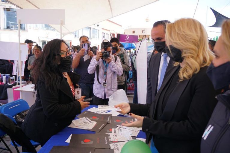 Feria del Empleo en Huixquilucan