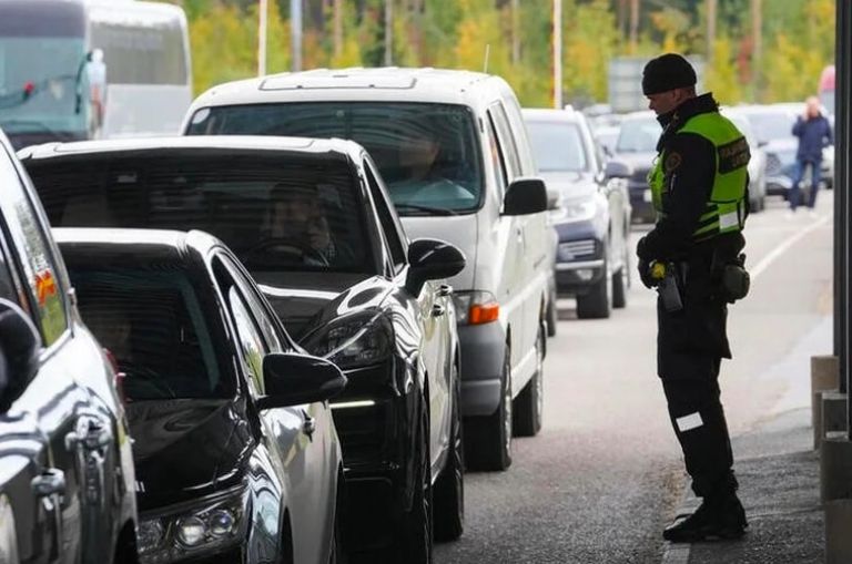 Finlandia niega acceso a rusos 