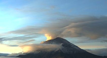 VIDEOS: Se 'enoja' el Popocatépetl y sorprende a la ciudadanía con 2 explosiones este martes