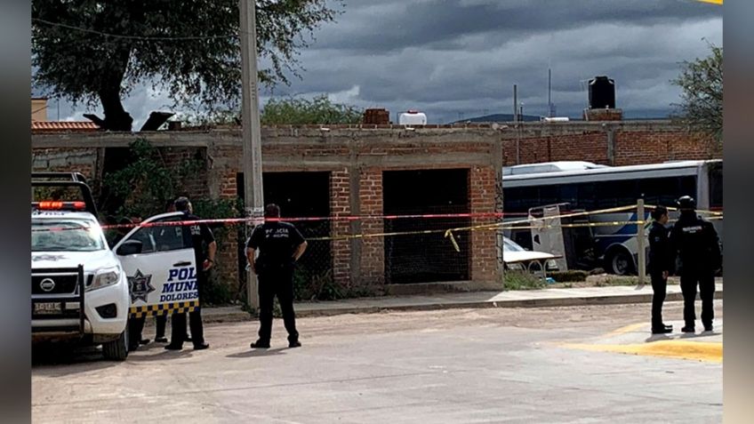Gatilleros terminan con la vida de un hombre al interior de un domicilio en Guanajuato