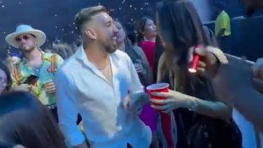 Héctor Herrera asiste a concierto de Grupo Firme; lo tunden en redes: "Que no vaya al Mundial"