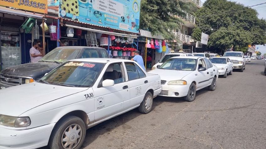 Taxistas de Ciudad Obregón piden regularización de las unidades de transporte