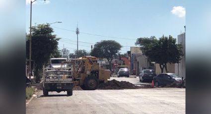 Autoridades siguen con la reparación de vialidades en Ciudad Obregón