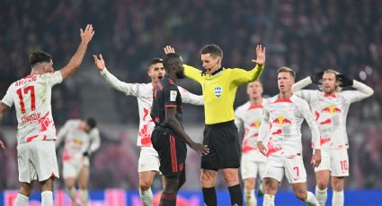 VIDEO: Leipzig le arrebata un punto al Bayern Munich en un juego con polémica incluida